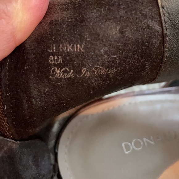 - Donald J. Pliner Jenkin brown wedge sandal size 8 - Picture 14 of 14